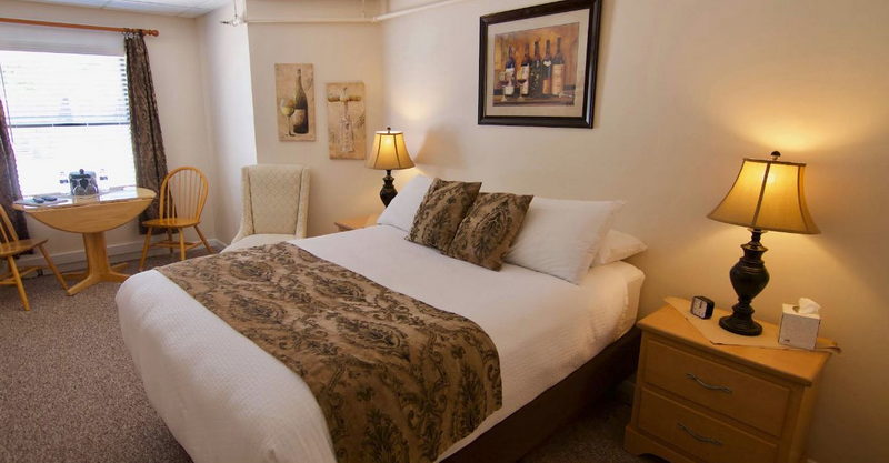 Brookside Inn - Hotel Frankfort - Hotel Frankfort